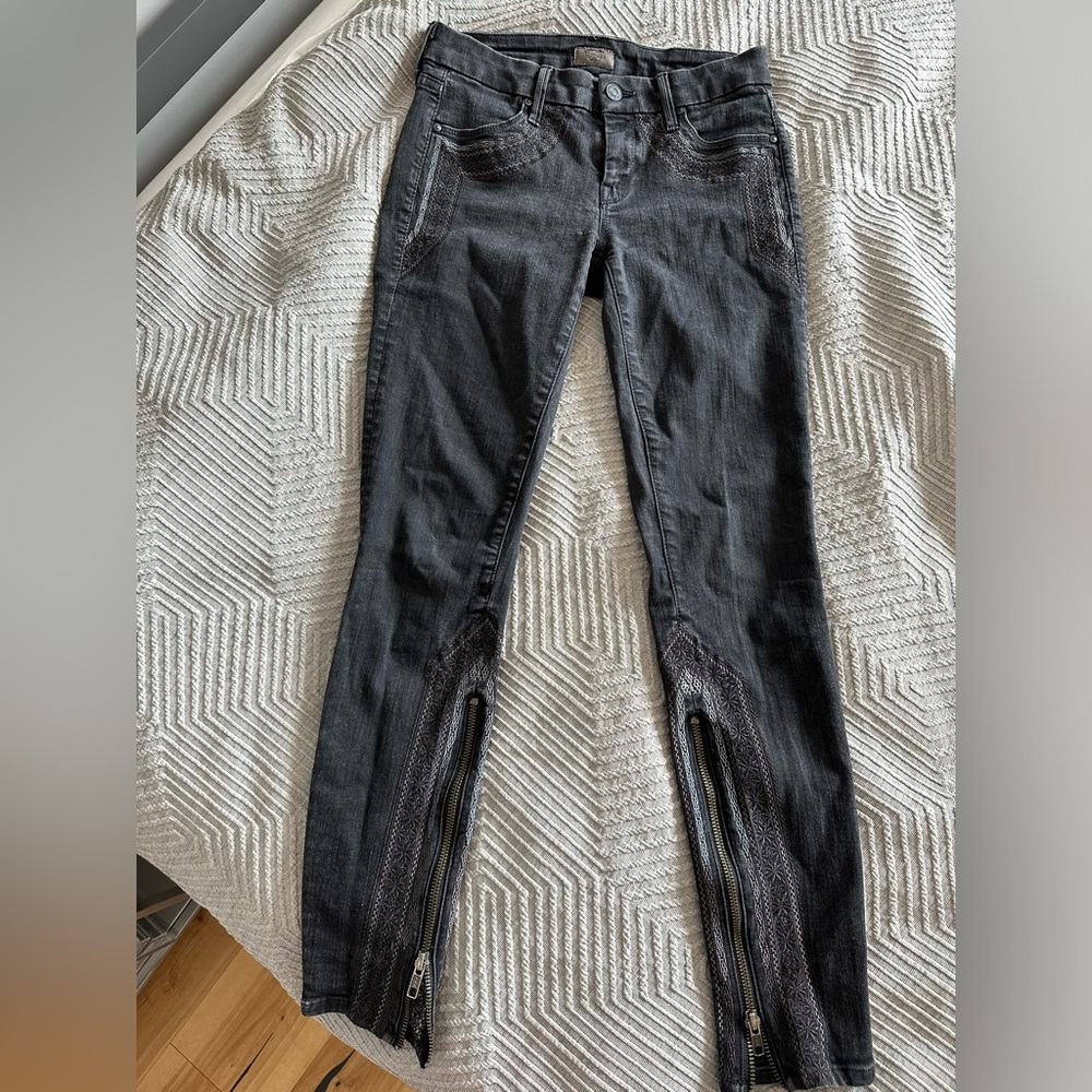 Mother embroidered detailing, ankle zipper skinny jeans